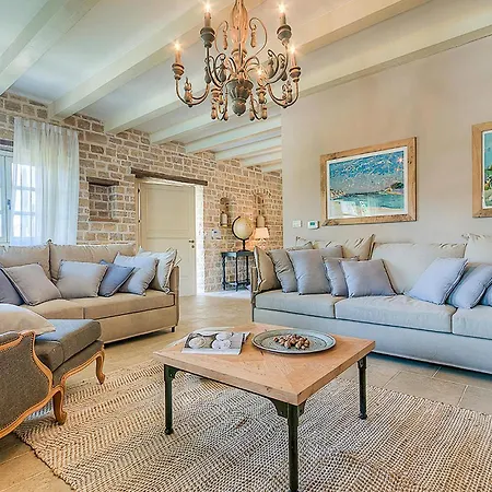 Tatil Evi Zoe