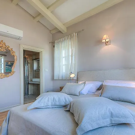 Zoe Tatil Evi *